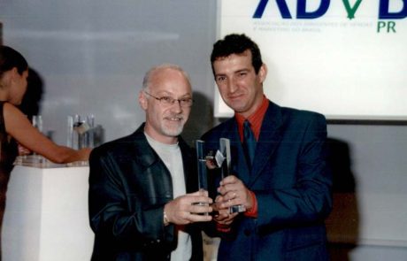 2002 - Top de Marketing - Onez Silva e Hudson José