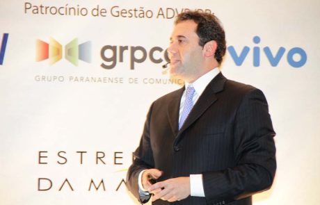 2011 - Estrela da Manhã - Artur Grymbaum