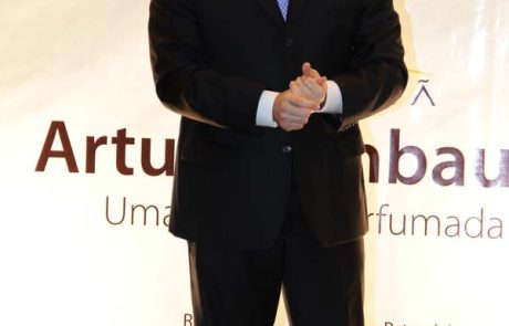 2011 - Estrela da Manhã - Artur Grymbaum