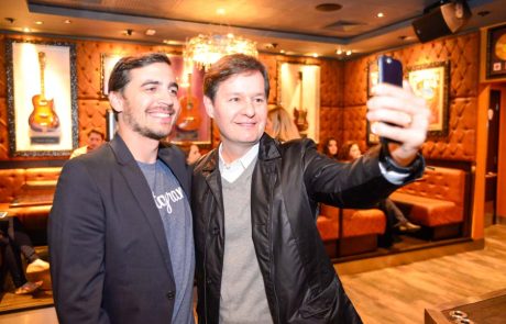 2016 - Estrela da Manhã - Gustavo Donda - Diretor Facebook - Rogerio Afonso