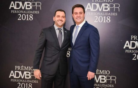 2018 – Prêmio Personalidades – Eduardo Jaime – Ratinho Junior _ Governador/PR 2018 - Prêmio Personalidades - Eduardo Jaime - Ratinho Junior _ Governador/PR