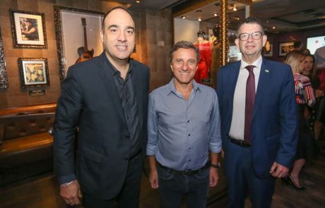 2019 – Estrela da Manhã – Curitiba – Helio Rotenberg – Ney Braga Alves 2019 - Estrela da Manhã - Curitiba - Helio Rotenberg - Ney Braga Alves