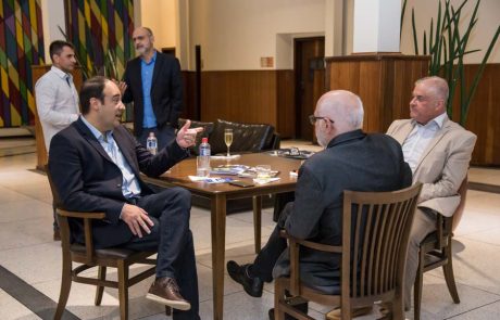 2019 – Lançamento Anuário – Carlinhos Amarildo Lopes – Ney Braga – Aldo Malucelli – Paulo Cesar Nauiack 2019 - Lançamento Anuário - Carlinhos Amarildo Lopes - Ney Braga - Aldo Malucelli - Paulo Cesar Nauiack