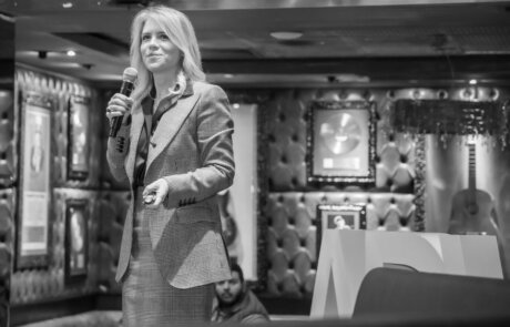 2025 – Estrela da Manhã – Tatiana Schuchovsky